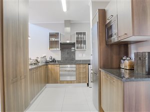 3 Bedroom Apartment in Oaklands