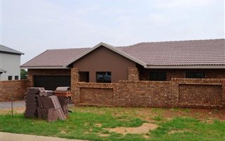 3 Bedroom House in Kameeldrift