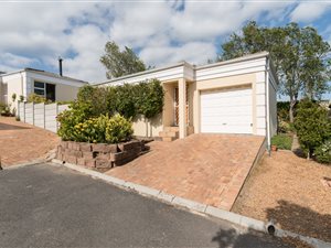 3 Bed House in Somerset Ridge