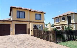 3 Bedroom House in Meyersig Lifestyle Estate