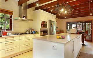 2 Bedroom House in Hout Bay and surrounds