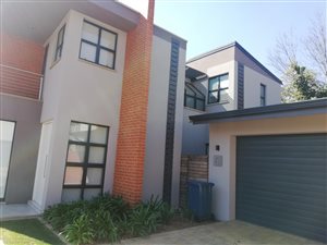 3 Bed Townhouse in Menlo Park