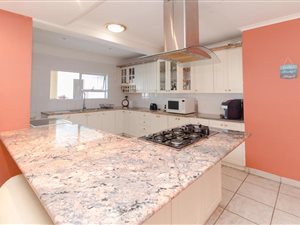 9 Bedroom House in Loevenstein