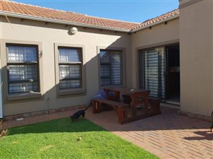 3 Bed Cluster in Pomona