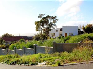 927 m² Land available in Mountainside
