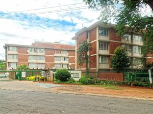 3 Bed Apartment in Meyerspark