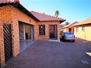 3 Bed Cluster in New Redruth