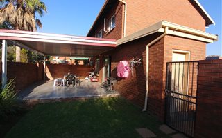 3 Bedroom Townhouse in Valhalla