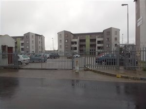 2 Bed Flat in Scottsdene
