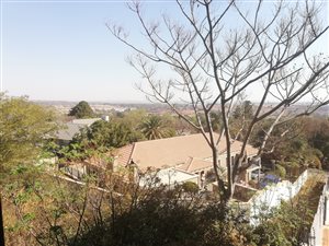 975 m² Land available in Waterkloof Ridge