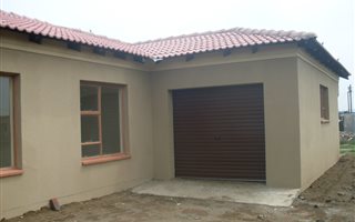 3 Bedroom House in Embalenhle