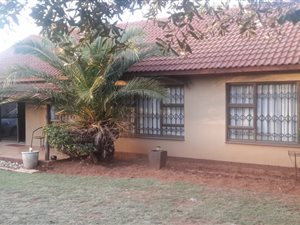 3 Bed House in Leondale