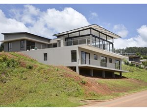 6 Bedroom House in Victoria Country Club Estate