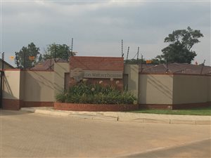 3 Bed Townhouse in Benoni North AH
