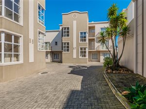 3 Bed Apartment in Reebok