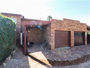 3 Bed Cluster in Corlett Gardens