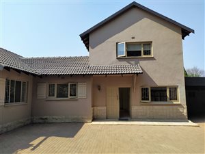 4 Bed House in Harmelia