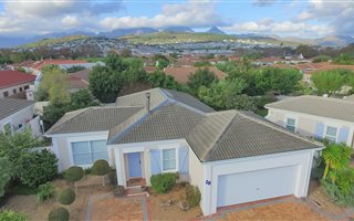 3 Bedroom House in Heritage Park