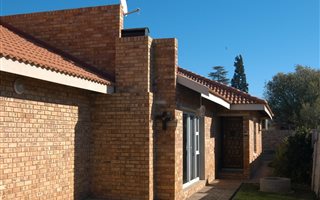 2 Bedroom Townhouse in Flamwood