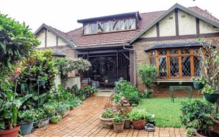 4 Bedroom House in Essenwood