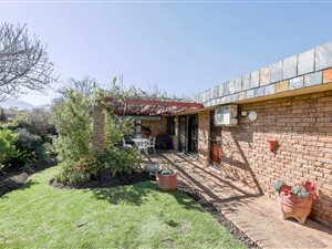 3 Bed House in Kalamunda