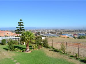 2 Bed Apartment in Mountainside
