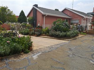 3 Bed House in Greenhills