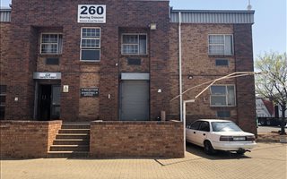 4988 m² Industrial space in Waltloo