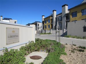 2 Bed Apartment in Buh Rein Estate