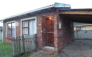 2 Bedroom House in Overbaakens