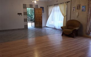 3 Bedroom House in Florentia