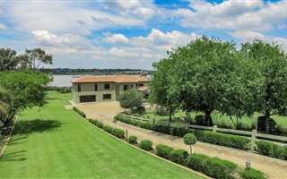 5 Bedroom House in Rynfield
