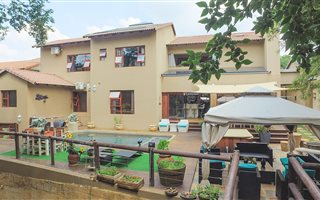 4 Bedroom House in Magalies Golf Estate
