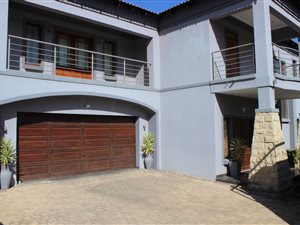 5 Bed House in Kyalami Glen Estate