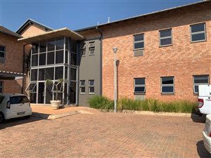 150 m² Commercial space in Tijger Valley and surrounds