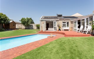 3 Bedroom House in Tableview