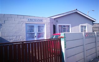 2 Bedroom House in Retreat
