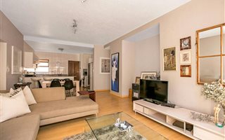 3 Bedroom Townhouse in Oaklands