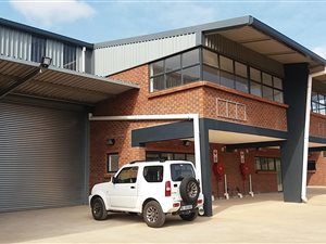 180 m² Industrial space in Waterfall