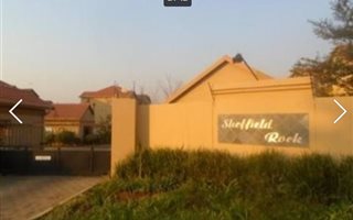 2 Bedroom Townhouse in Pomona