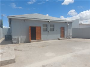 200 m² Commercial space in Sidwell
