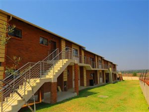3 Bed Apartment in Summerset