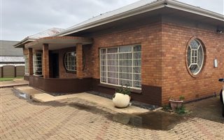 3 Bedroom House in Brakpan Central