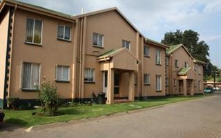 2 Bedroom Apartment in Lakefield