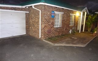 3 Bedroom Apartment in Birdswood
