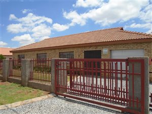 3 Bed House in Kuruman