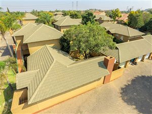 3 Bed Townhouse in Moreleta Park