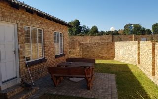 2 Bedroom Simplex in Cloverdene