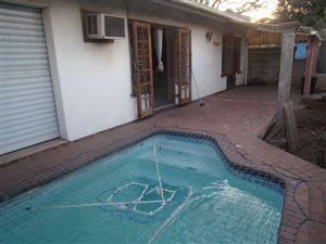 2 Bed Simplex in Montclair