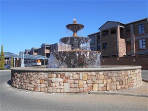 2 Bed Apartment in Ravenswood